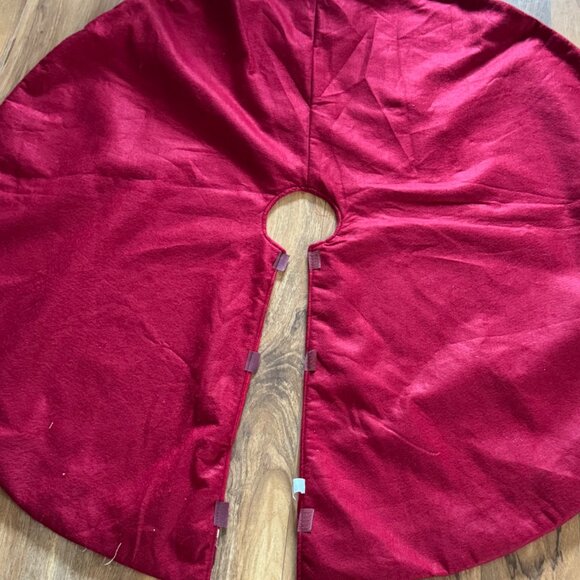 Christmas Tree Skirt With Santa & Snowman Appliqué Red Plaid Trim 52" Diameter - Picture 5 of 7